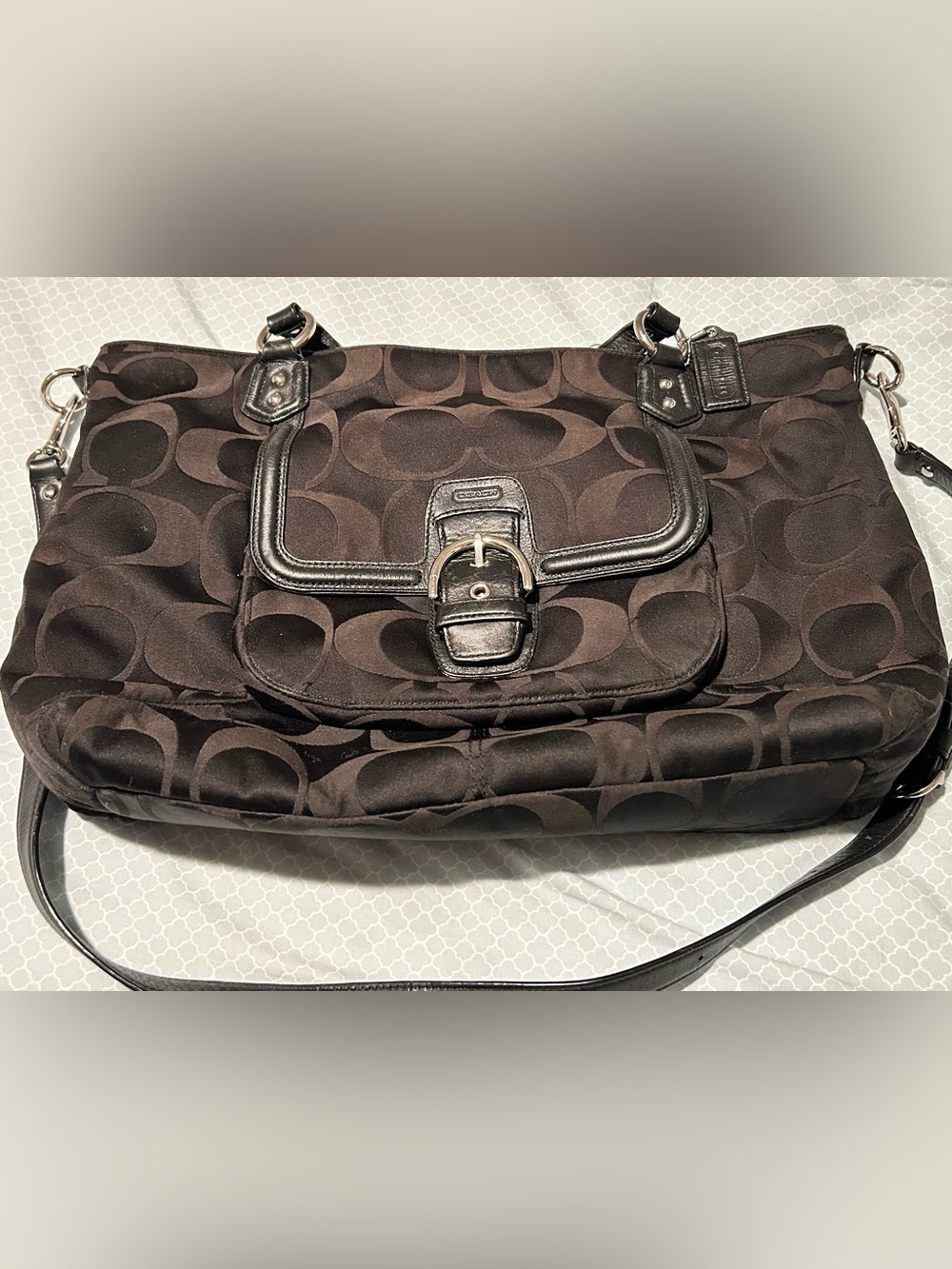 Coach Campbell Signature Izzy Satchel
